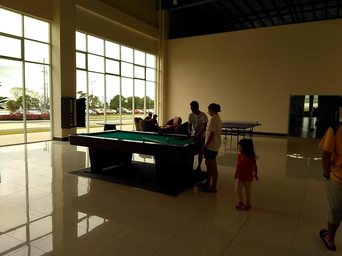 Holy Family Condo At Wind Residences,Tagaytay 따가이따이 외부 사진